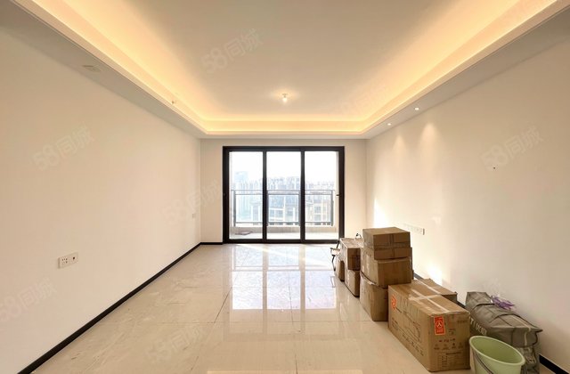 龙光天瀛4室2厅138.5㎡199万二手房图片