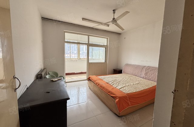 54.8万！开发区  实验 一墙之隔 三居 西苑小区