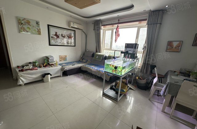 七中边上，锦绣家园，三室边户，带地下室，好楼层，房龄新，急售