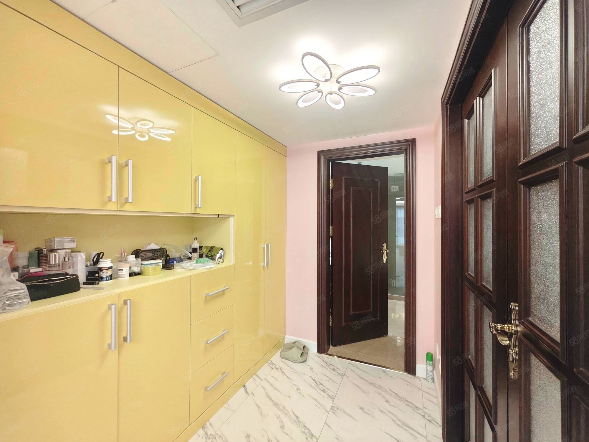 永利國(guó)際3室2廳2衛(wèi)95.71㎡北530萬