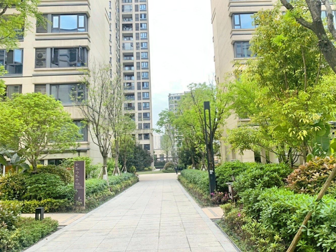 阳光城新希望翡丽锦悦二期3室2厅2卫98.89㎡南北83万