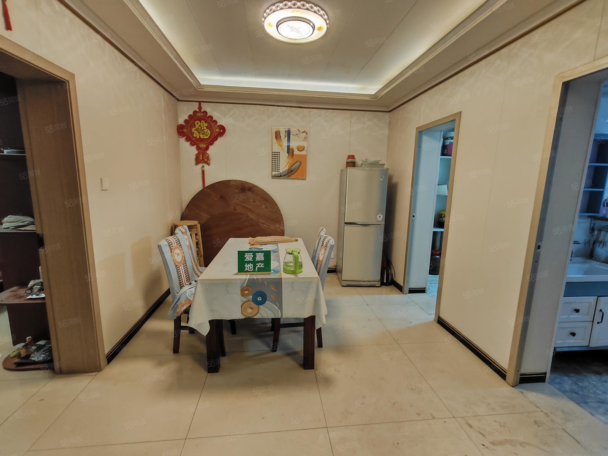 荣港花园2室2厅1卫89㎡南33.8万