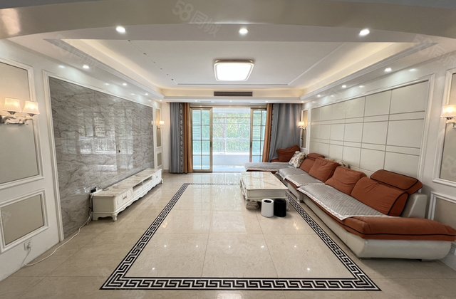 海德公园,电梯洋房,精装大三居,带车储,三叶草户型,随时看房