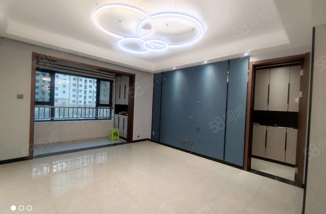 小高层总高18 精装修 带车位储藏室 南北通透户型方正三叶草