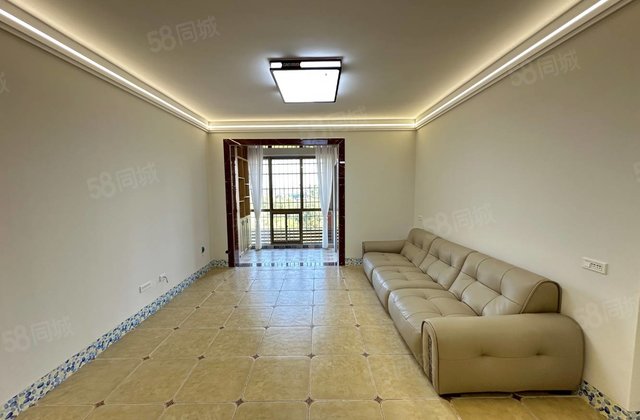 今日麒麟鑫辰4室2厅110㎡49.5万二手房图片