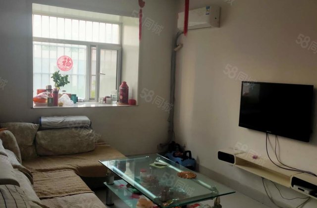 一实验，奥森，电梯三楼 南北通透，南湖新城2室1厅送储藏室