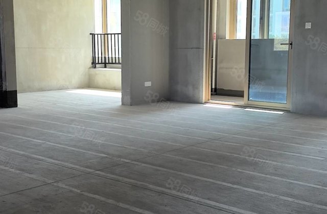 天桐悦4室2厅122㎡165万二手房图片