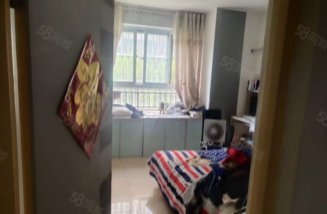 香格里小镇3室1厅1卫带院带地下室价格可谈诚心出售