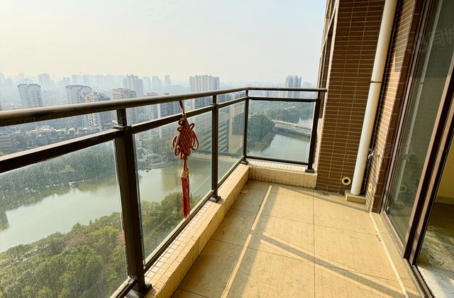 天汇湾4室2厅121.34㎡99.8万二手房图片