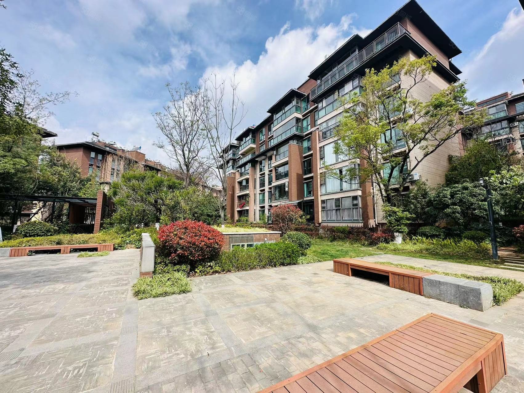 【10图】洋房大平层 一梯两户 总高6层 3卫3阳