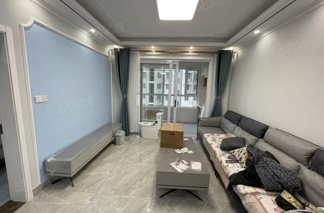 站前街！实验！望湖花园精装3室2厅1卫！看房提前预约！