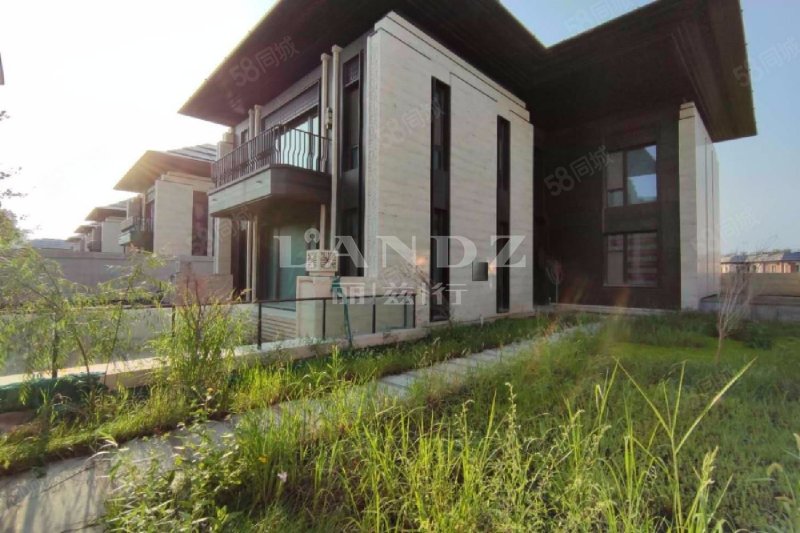 九章別墅5室11廳7衛(wèi)959.92㎡東4950萬