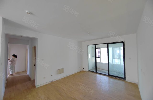 真实在售 急卖 23楼 东边户 徒骇河边 锦绣学府