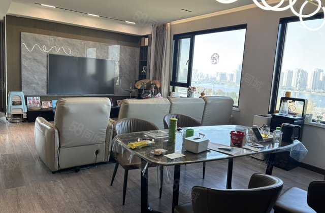 抢抢抢绿城百合储藏室好楼层全明户型南北通透精装修拎包入住