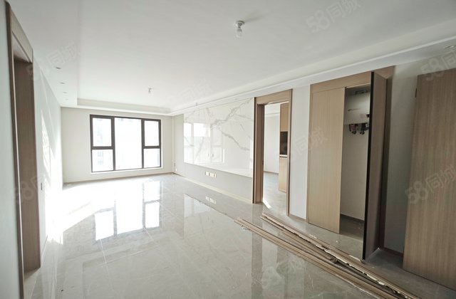 龙湖云河砚4室2厅120㎡360万二手房图片