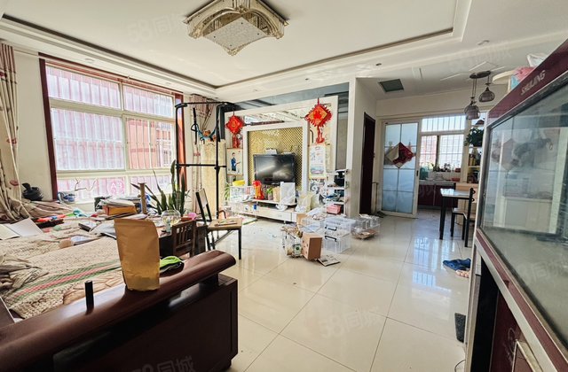 装修好 出行方便 刚需小三居 正规商品房 南北通透 近医院
