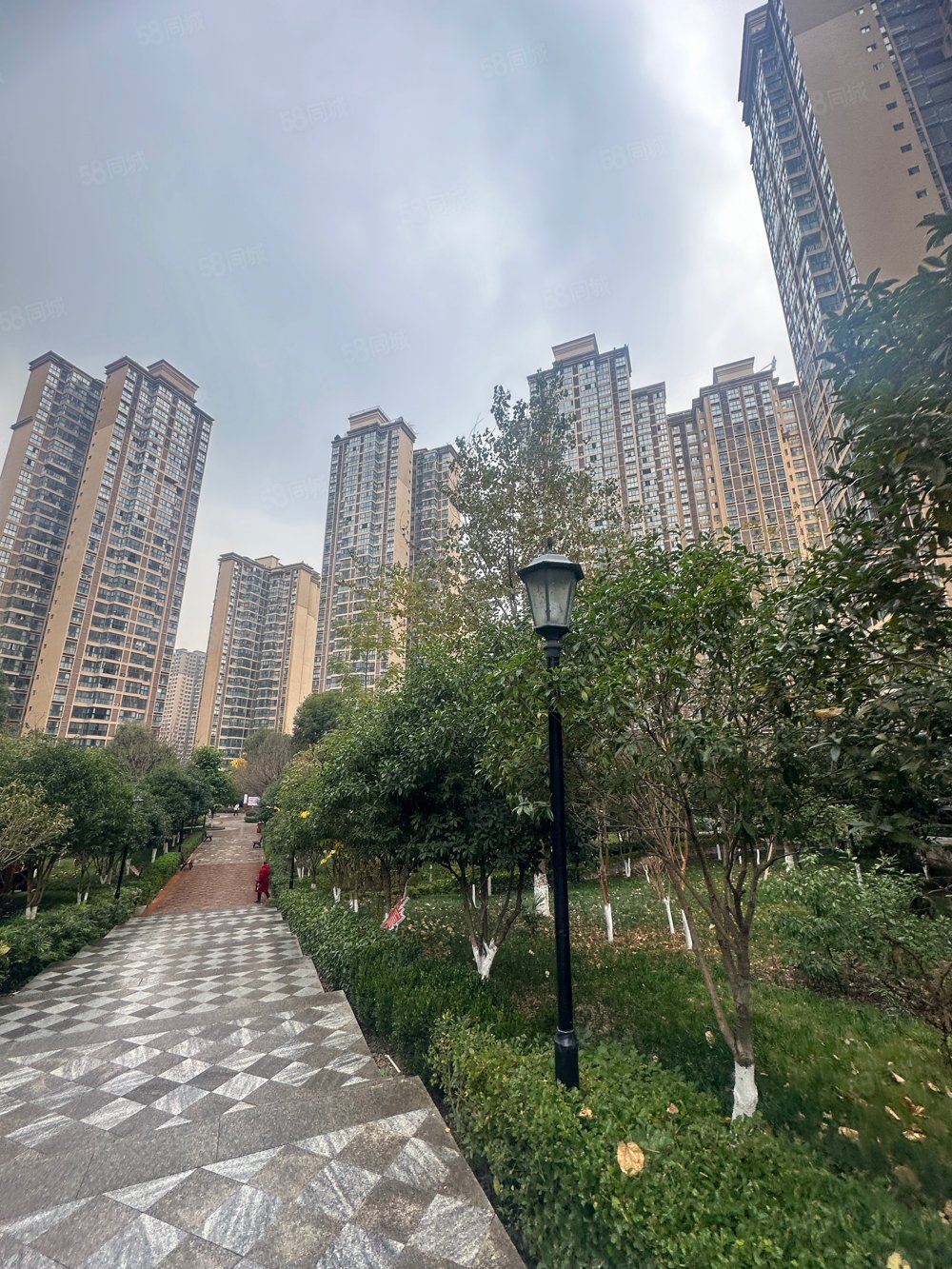 南江印象小区3室2厅1卫90㎡南北35.8万