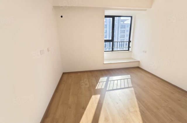 大唐芙蓉郡3室2厅118㎡110万二手房图片