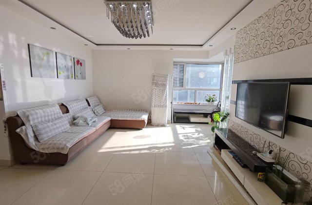 急售万达 阿尔卡迪亚 中间楼层 精装修 带车位储藏室 免大税