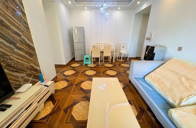 万峰城A区依云谷2室2厅76.36㎡58.8万二手房图片