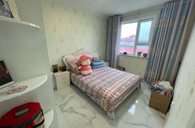 明盛御景小区4室2厅176.65㎡68万二手房图片