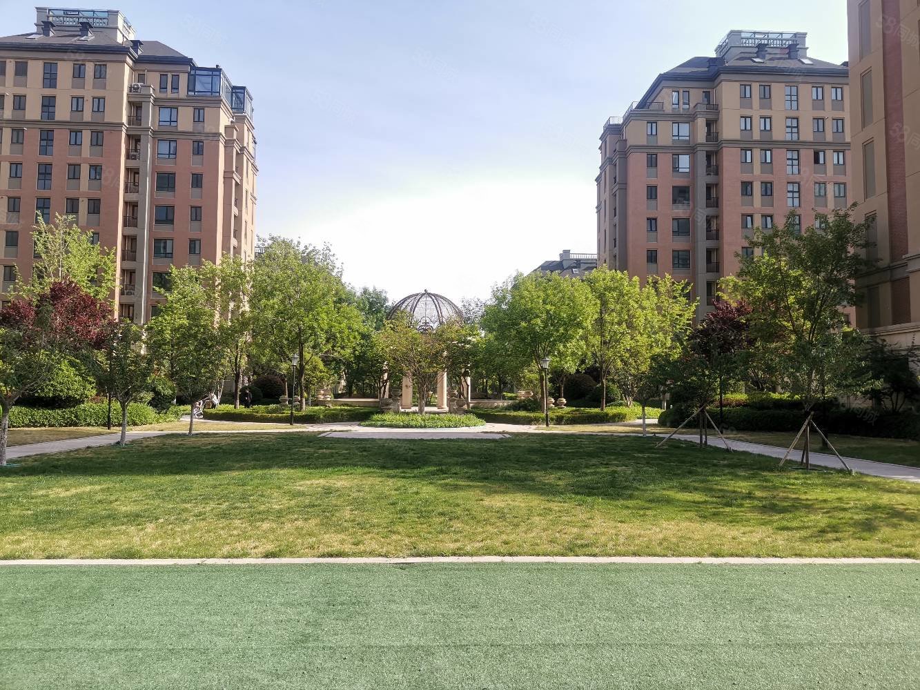 歌尔绿城桂花园浞河景区四室两厅花园小区