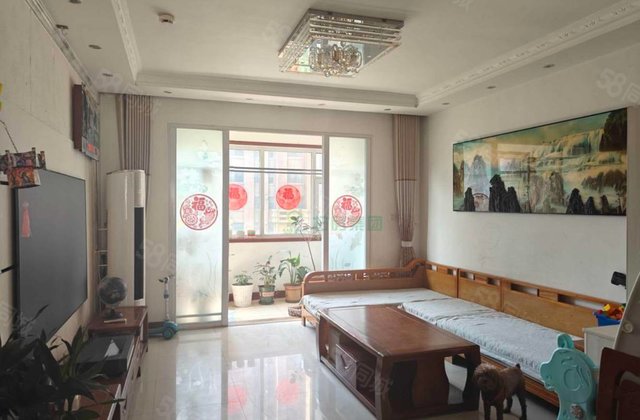 星光小区房东赔傻了香格里新城邦电梯房东边户，双卫单价五千多