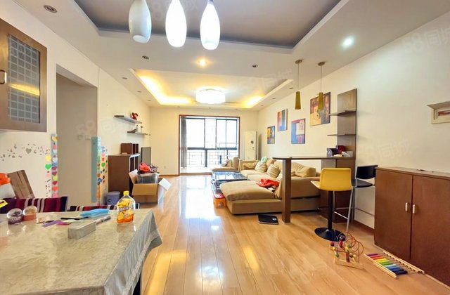 诚品上院3室2厅117.18㎡145万二手房图片