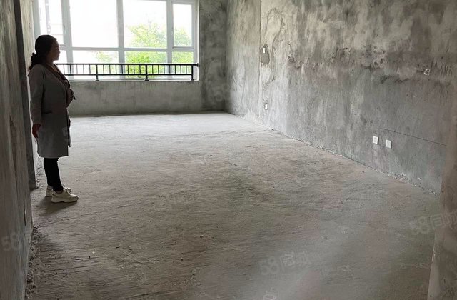 天山名苑3室2厅112.53㎡75万二手房图片