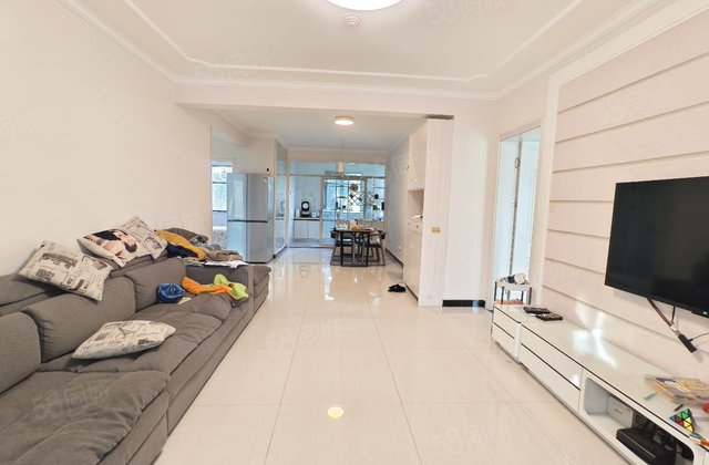 急售 百合新城 三叶草户型 精装三室 带储藏室