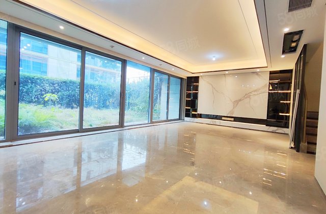 绿城凤起朝鸣5室3厅320.72㎡1048万二手房图片