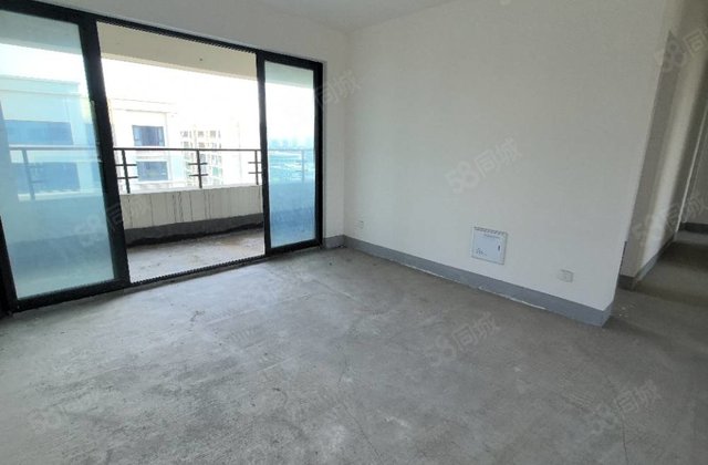 紫悦府4室2厅116㎡51.8万二手房图片
