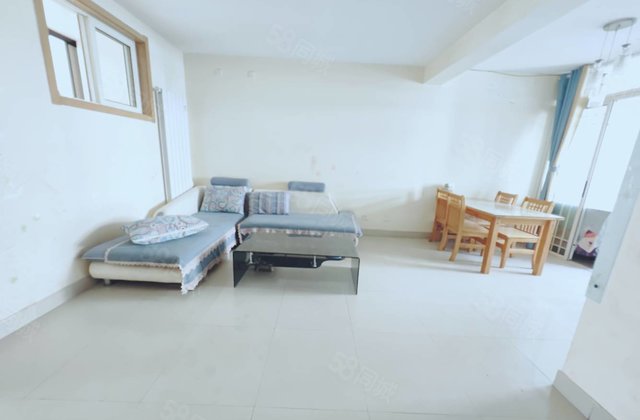 湖边50 ，镜明花园，鼎舜花园，中间楼层，青年林附近