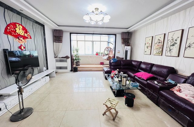 安联印象3室2厅148㎡89万二手房图片