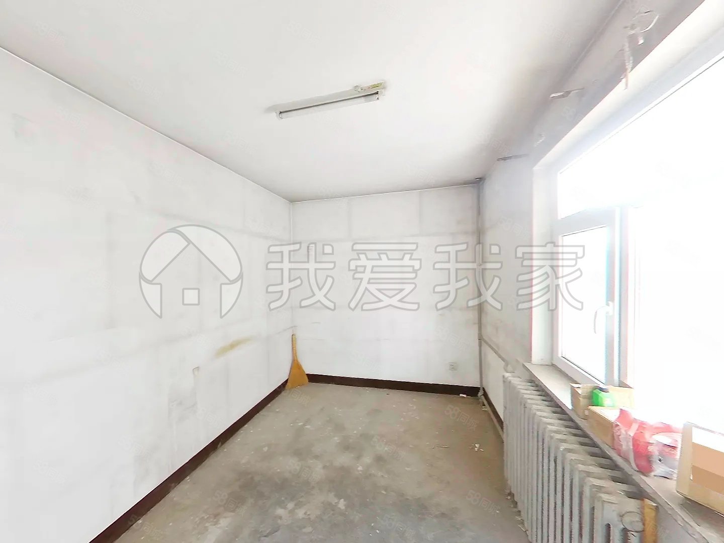 芳草苑小區(qū)2室1廳1衛(wèi)68.06㎡東西450萬