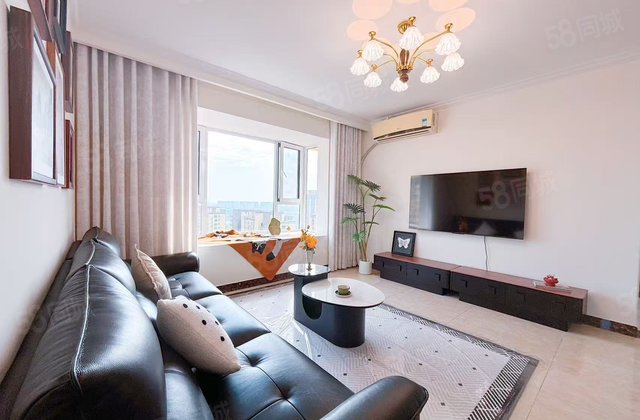 九州国际精装3室带车位储藏室免大税