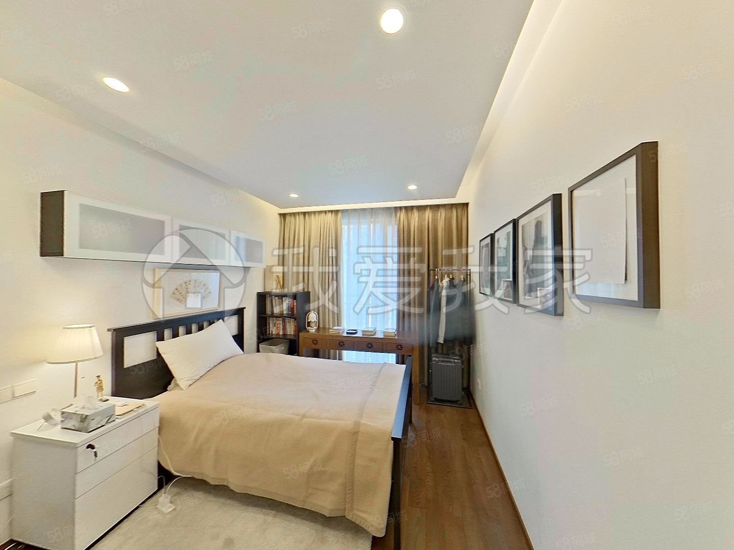 朱雀門(mén)小區(qū)3室2廳2衛(wèi)141.88㎡南北2360萬(wàn)