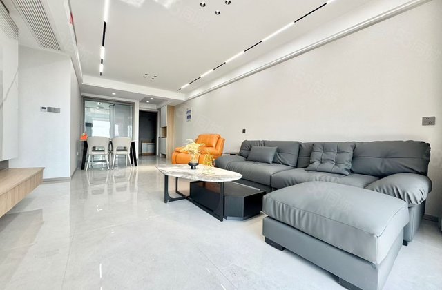 云阳融创华南映4室2厅130㎡106.6万二手房图片