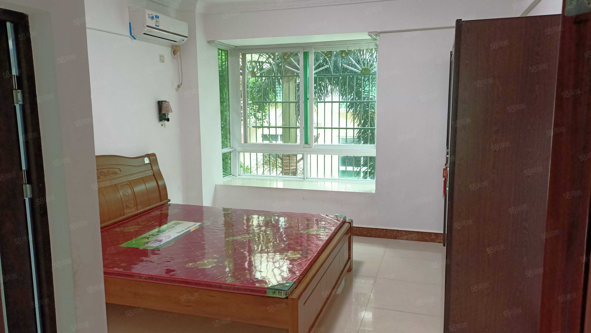 金昌茗苑3室2厅2卫128.36㎡南58万