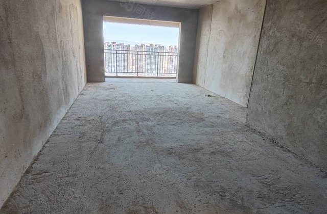 飞龙阳光城4室2厅145.05㎡50万二手房图片