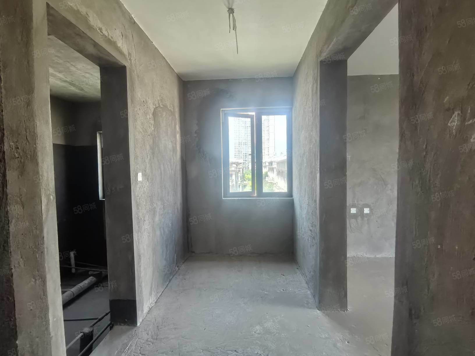 中梁壹号院(别墅)2室2厅3卫161㎡南北138万