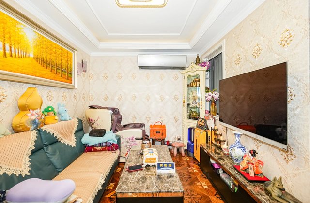 紫华佳苑2室1厅68.04㎡530万二手房图片