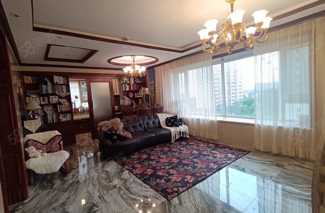 低价出售昌润莲城瑞荷园 东苑中学电梯房 商品住宅 南北通透