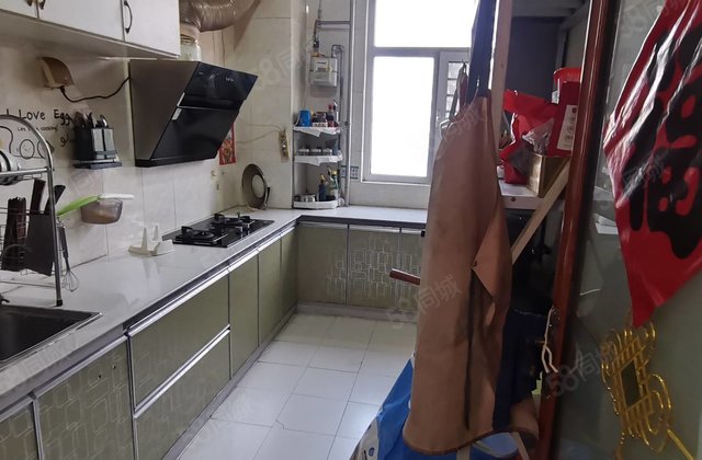 区政府附近孟达国际A3 92 带车位储藏室免大税 划奥森实验