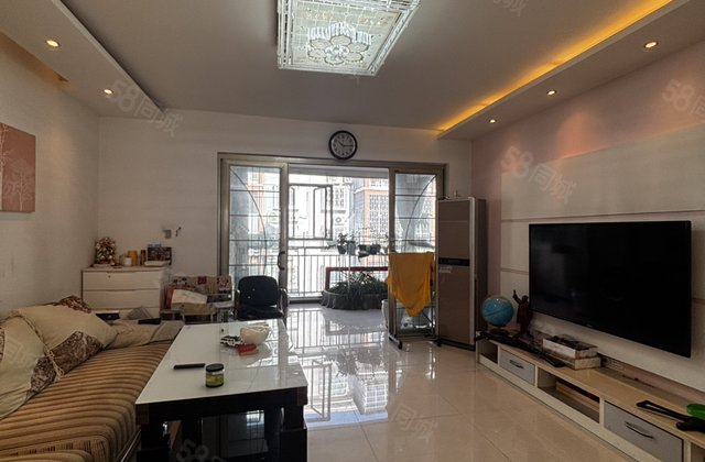 民生馨苑3室2厅150㎡35万二手房图片