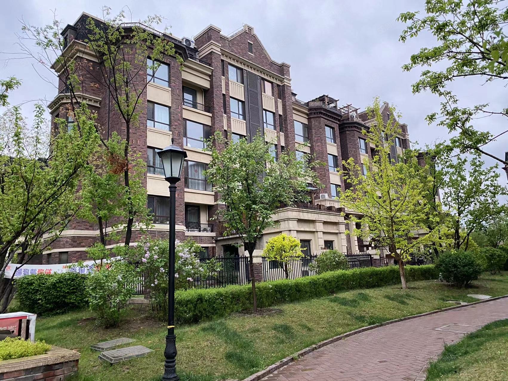 【10图】洋房带露台 三室 精装 88m 浑南东湖 金地艺境 南北,金地艺境