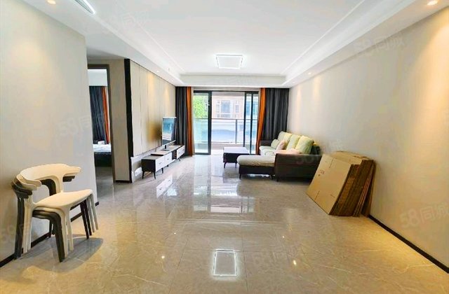 阳光城半山悦3室2厅122.37㎡215万二手房图片