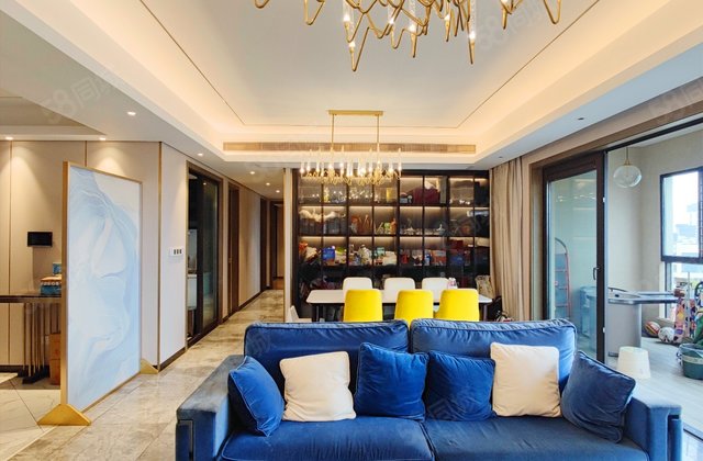 约克郡壹號湖畔4室2厅168.49㎡456万二手房图片