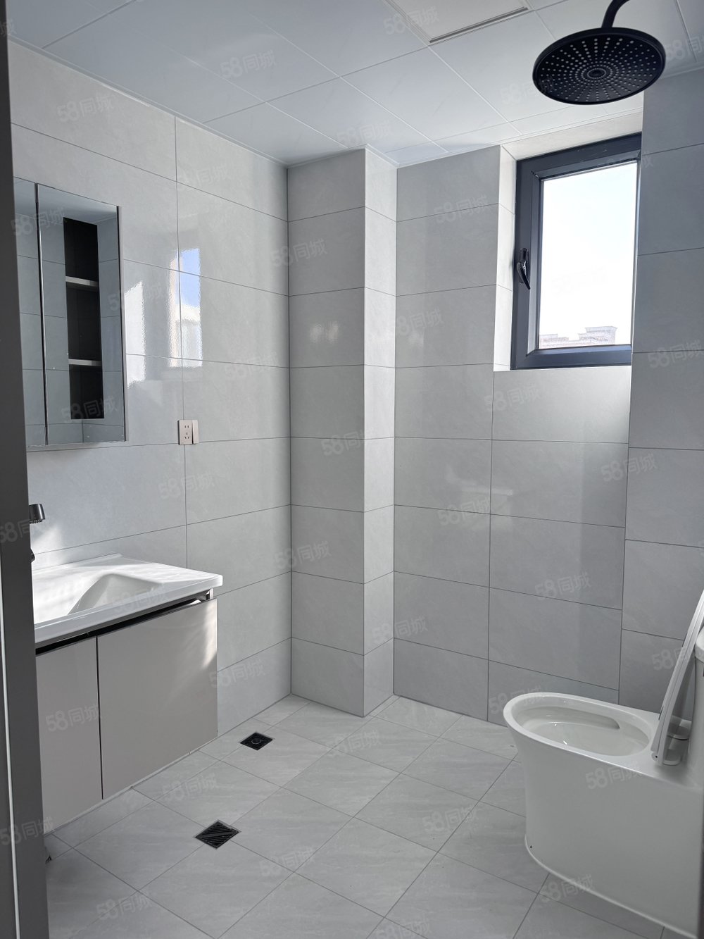 青湖铭城2室2厅1卫87㎡南北36.5万