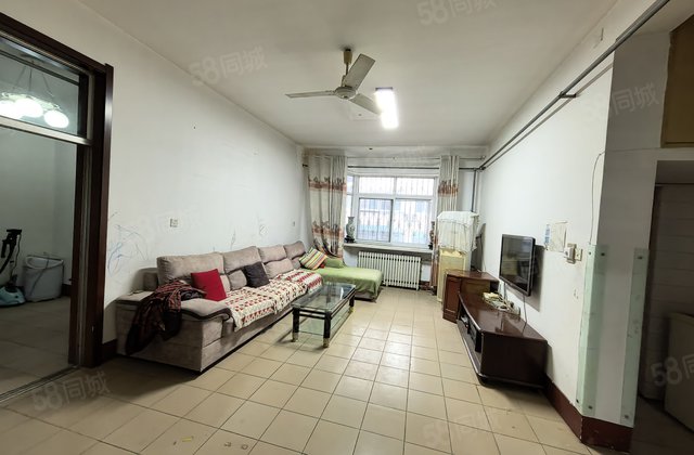 诚售市医院旁  单价5千多3室 双阳台 公路局家属院 好停车